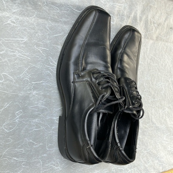 Men’s size 10 Black Oxfords with Square Toe dress shoes - Picture 3 of 12